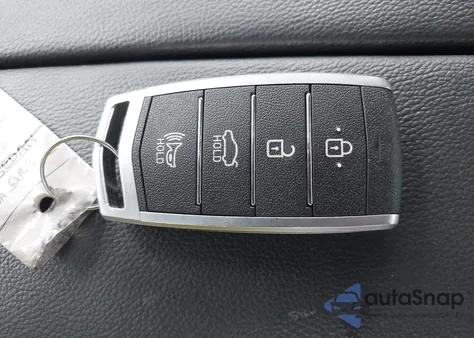 2017 Genesis G80 3.8 from USA, damaged, VIN KMHGN4JE8HU171466